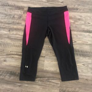 Like new Under Armour capris